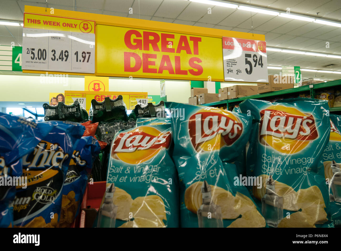 Tolle Angebote in ein Lebensmittelgeschäft in Kanada Stockfoto