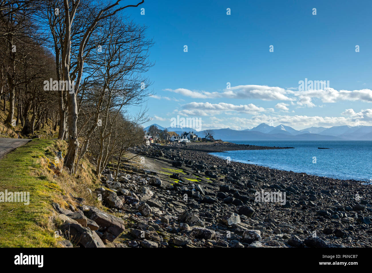 Die Isle of Skye und das Dorf von Milltown von in der Nähe des Dorfes Applecross, Hochland, Schottland, Großbritannien Stockfoto