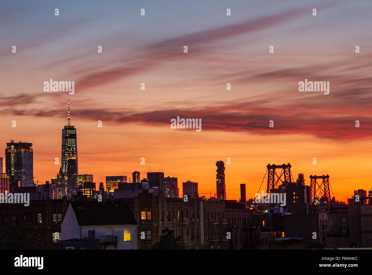 Williamsburg, Brooklyn Blick auf Downtown Manhattan Stockfoto