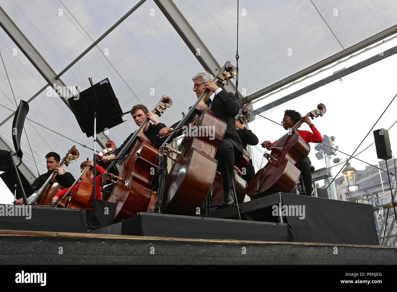 Sir Simon Rattle und Major von London am Konzert Trafalgar Square Sonntag, den 1. Juli 2018 Stockfoto