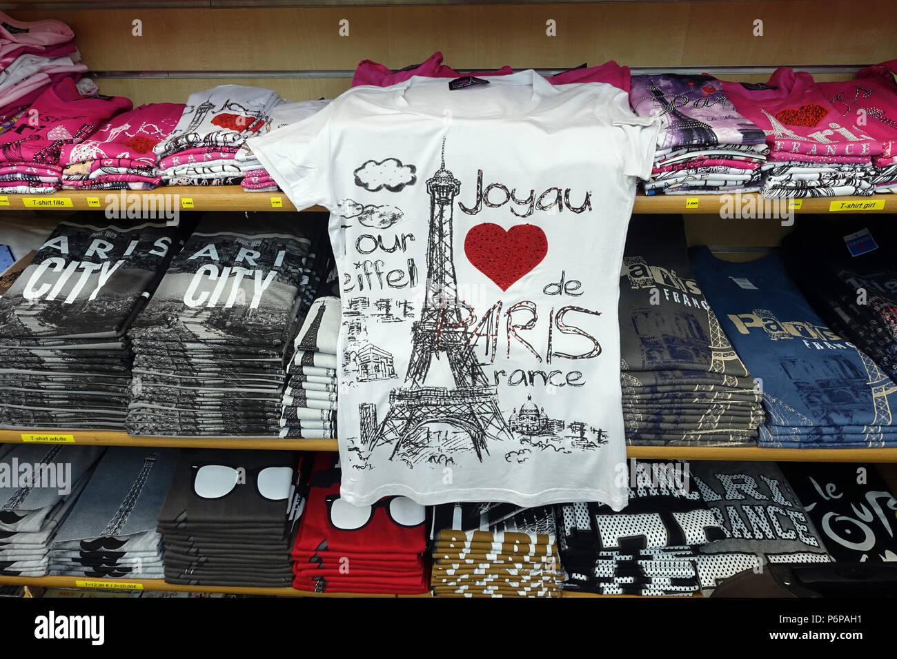 Souvenir shop in Paris. Eiffelturm. Paris. Frankreich. Stockfoto