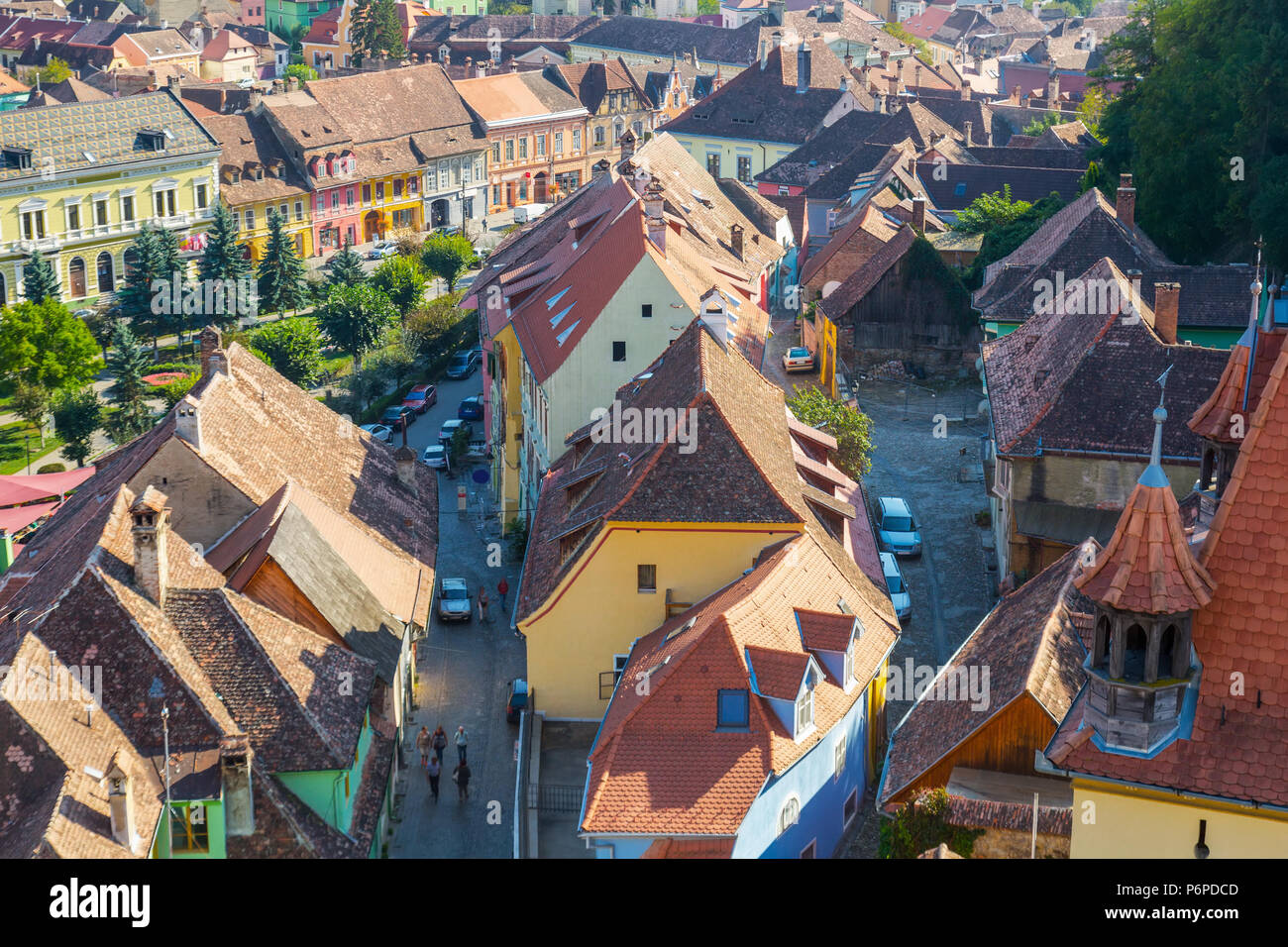 Luftaufnahme von Clock Tower in Sighisoara in Rumänien Stockfoto