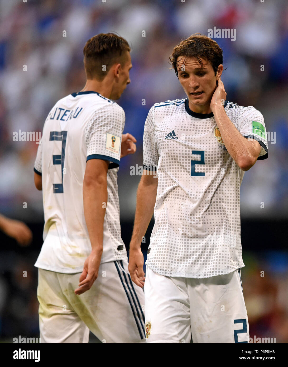 Samara, Russland - 25. Juni 2018. Die russischen Verteidiger Ilya Kutepov und Mario Fernandes während der Fußball-WM 2018 Spiel Uruguay gegen Russland. Stockfoto