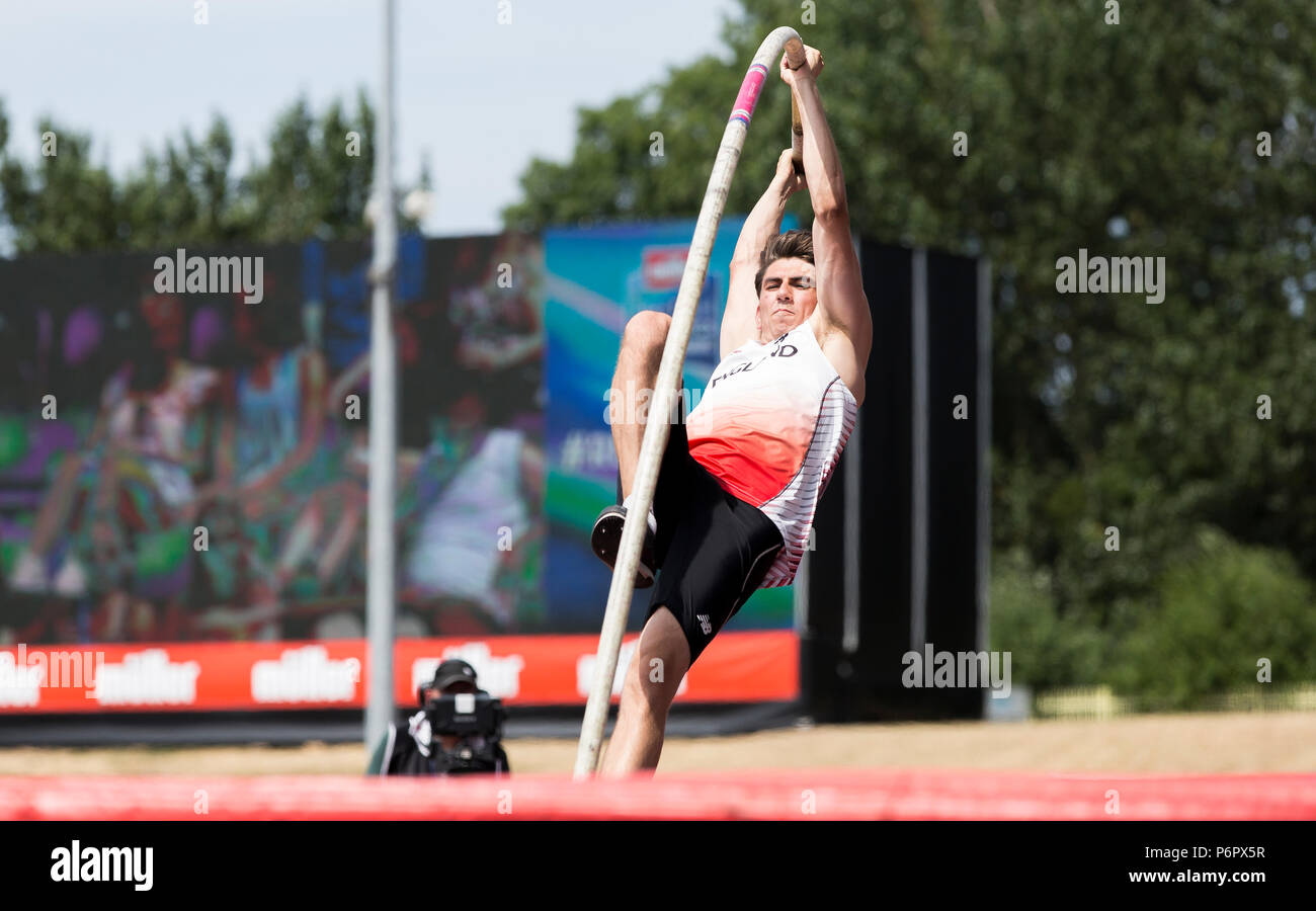 Birmingham, Großbritannien. 1. Juli 2018. Harry Coppell konkurrieren in der Endrunde der mens Stabhochsprung während der Tag Zwei der Britischen Leichtathletik Meisterschaften an Alexander Stadium, Birmingham. Bild Datum: 1.Juli 2018. Foto: James Wilson/UK Sports Agency Credit: UK Sports Agency/Alamy leben Nachrichten Stockfoto