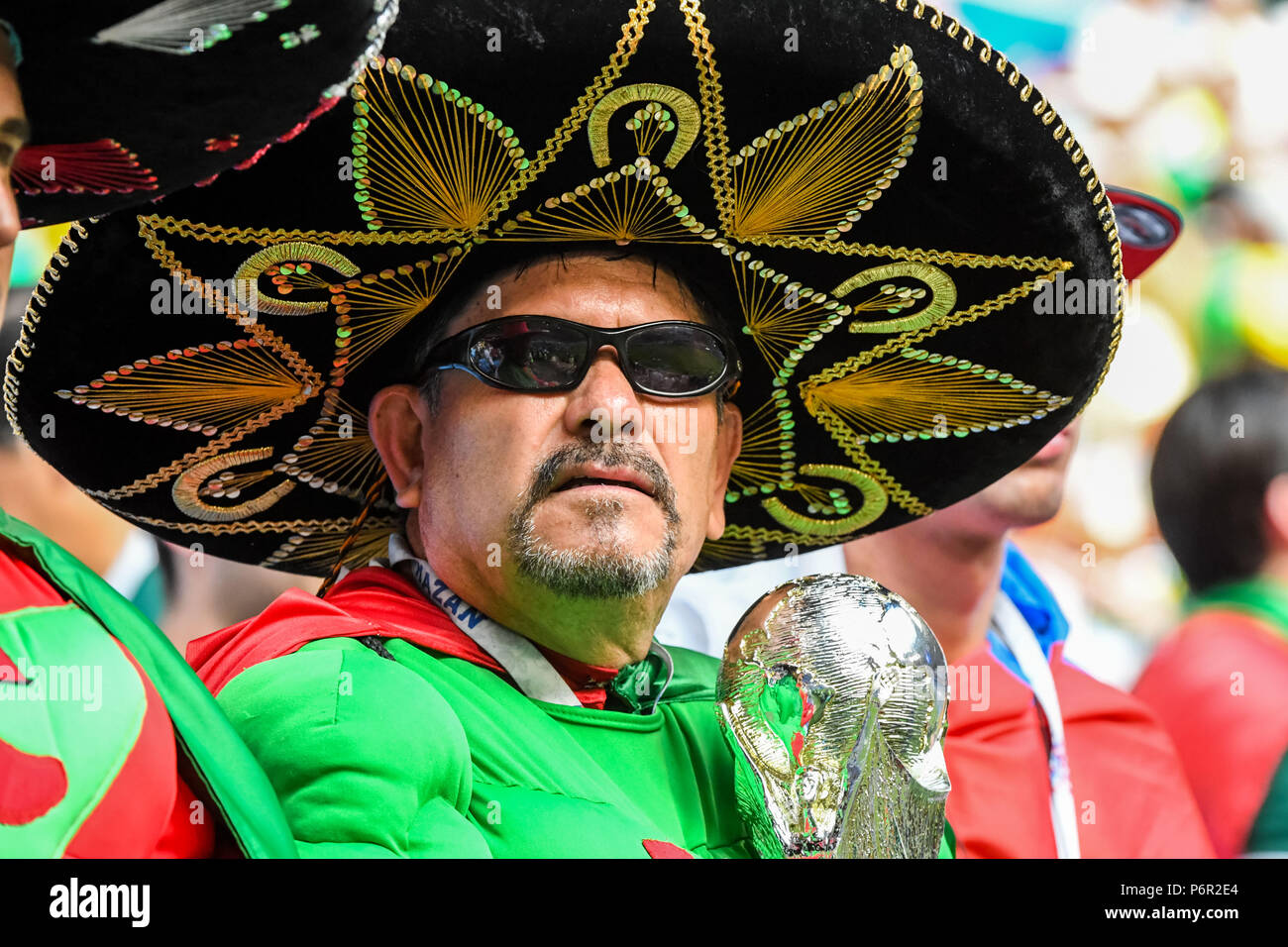 Samara Arena, Samara, Russland. 2. Juli 2018. FIFA Fußball-WM, rund von 16, Brasilien gegen Mexiko; Mexikanische Ventilator Credit: Aktion plus Sport/Alamy leben Nachrichten Stockfoto