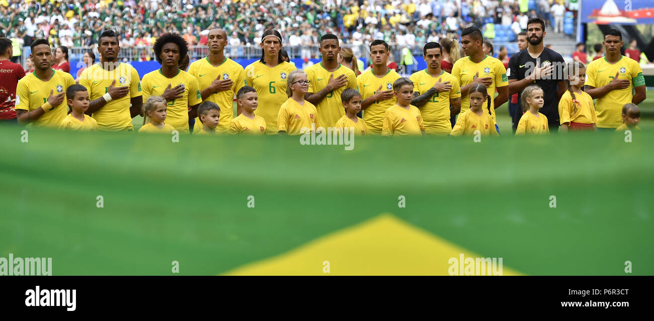 Samara, Russland. 2. Juli 2018. Spieler aus Brasilien sind vor der 2018 FIFA World Cup Runde 16 Spiel zwischen Brasilien und Mexiko in Samara, Russland, 2. Juli 2018 gesehen. Credit: Chen Yichen/Xinhua/Alamy leben Nachrichten Stockfoto