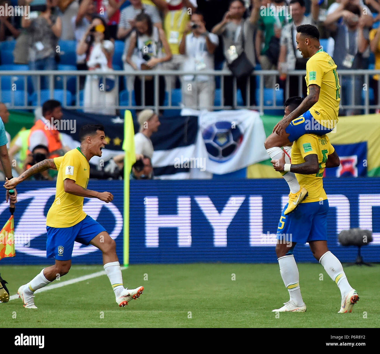 SAMARA - Russland - Juli 02, 2018: WM-Fußballspiel zwischen Brasilien und Mexiko in SAMARA ARENA Stockfoto