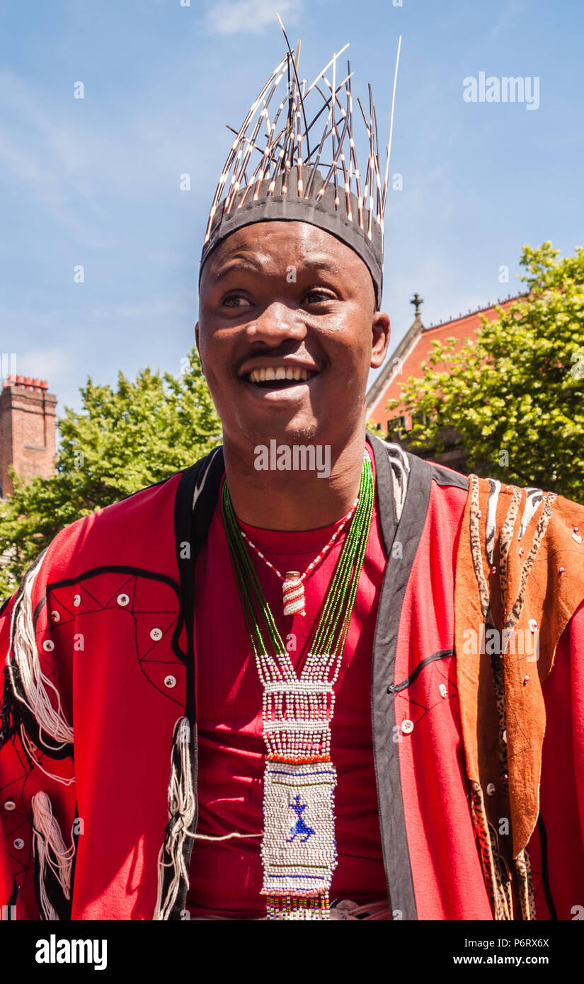 Zolani Mkiva, Johannesburg Stadtausrufer, aus Südafrika an der Internationalen Stadtausrufer competion, Chester, Cheshire, Großbritannien Stockfoto