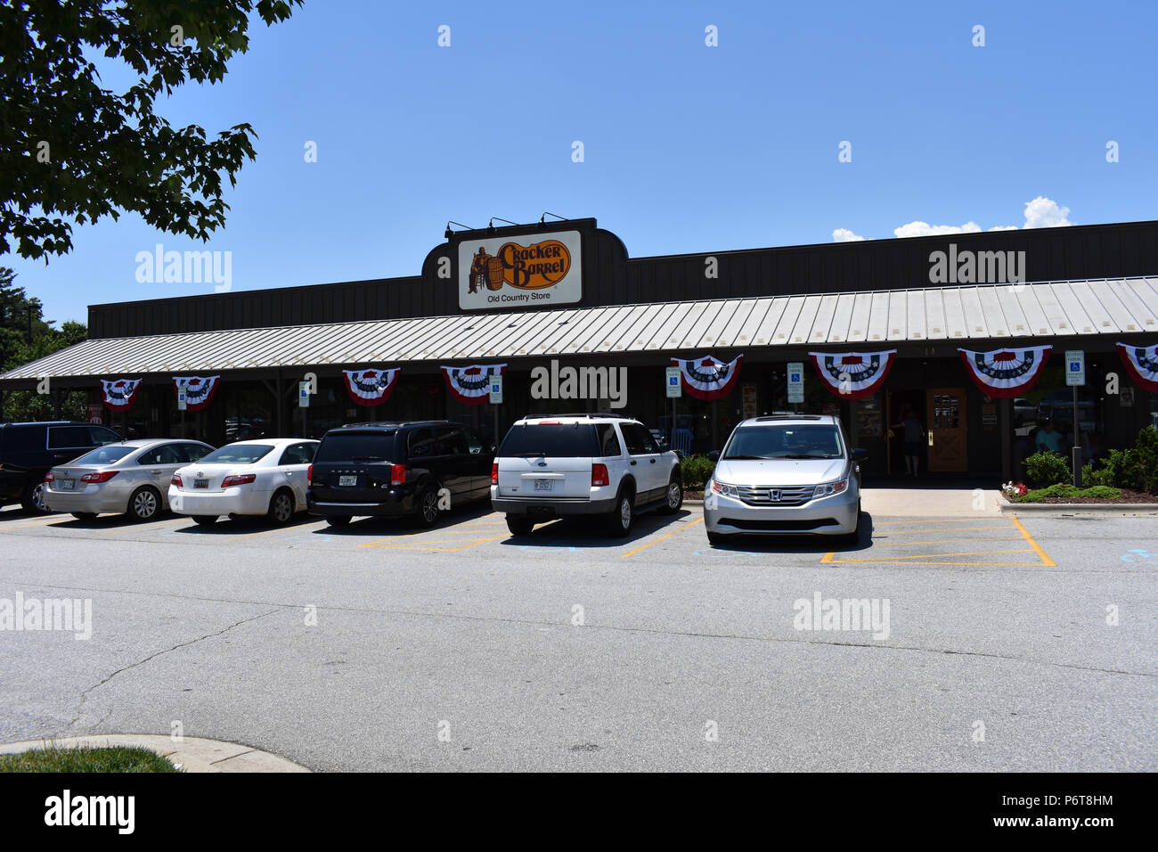Cracker Barrel Old Country Store Restaurant. Stockfoto