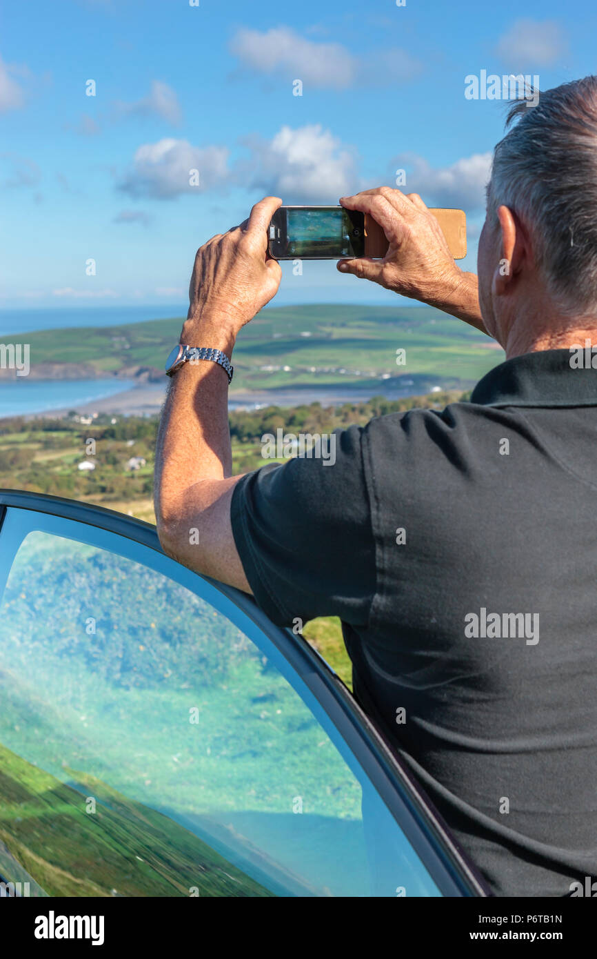 Bewundern Sie die Aussicht Newport nr Fishguard Wales Pembrokeshire. Stockfoto