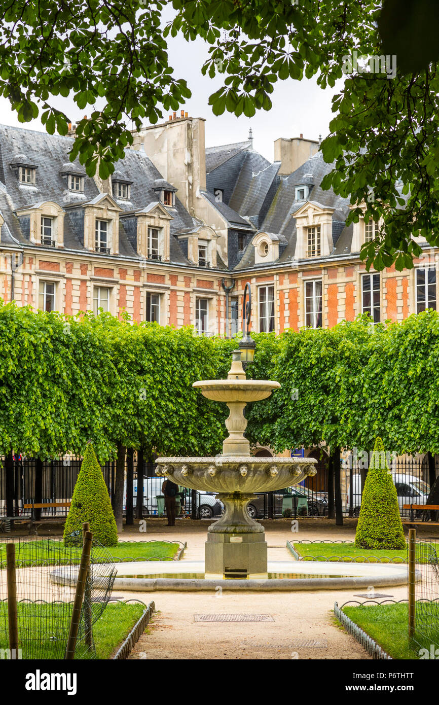 Place des Vosges, Paris, Frankreich Stockfoto