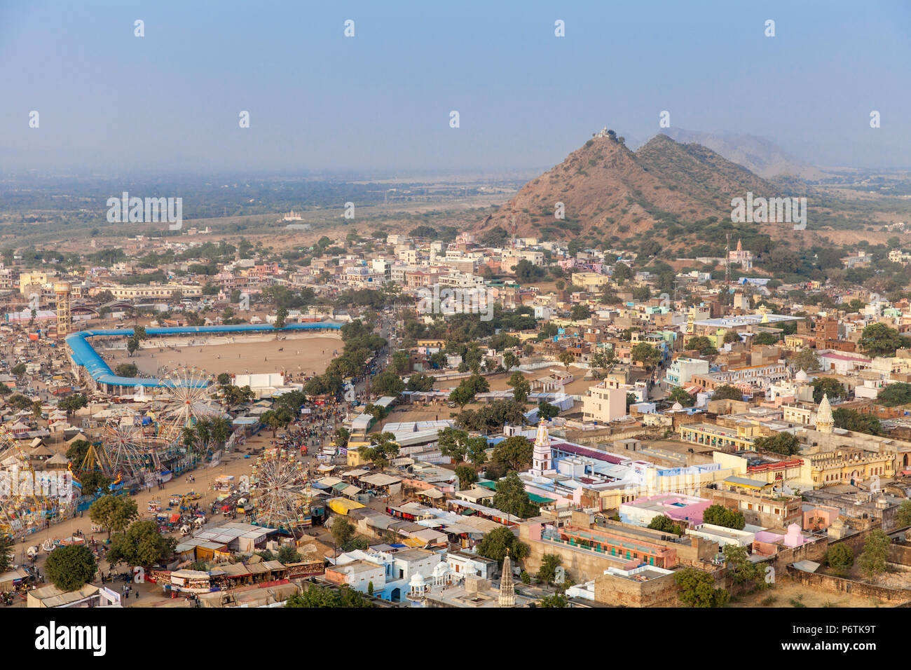 Indien, Rajasthan., Pushkar, Luftaufnahme von Pushkar Camel Fair Stockfoto