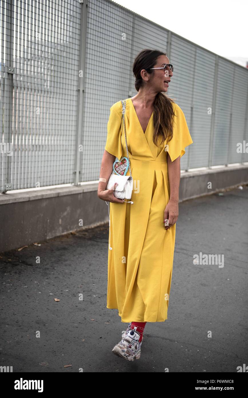 Anastasia posing außerhalb der Start- und Landebahn Vetements zeigen während der Haute Couture Fashion Week in Paris - 1 Juli, 2018 - Foto: Start- und Landebahn Manhattan*** Für die redaktionelle Nutzung nur*** | Verwendung weltweit Stockfoto