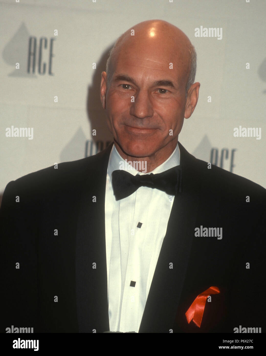 HOLLYWOOD, CA - 12. Januar: Schauspieler Patrick Stewart nimmt an der 13. jährlichen nationalen CableACE Award am 12. Januar 1992 im Pantages Theater in Hollywood, Kalifornien. Foto von Barry King/Alamy Stock Foto Stockfoto