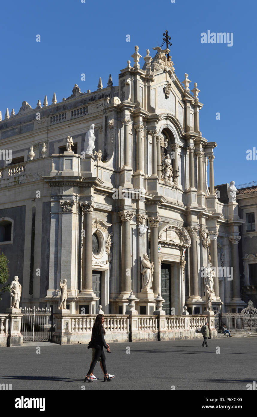 Dom, Piazza Duomo, Catania, Sizilien, Italien Stockfoto