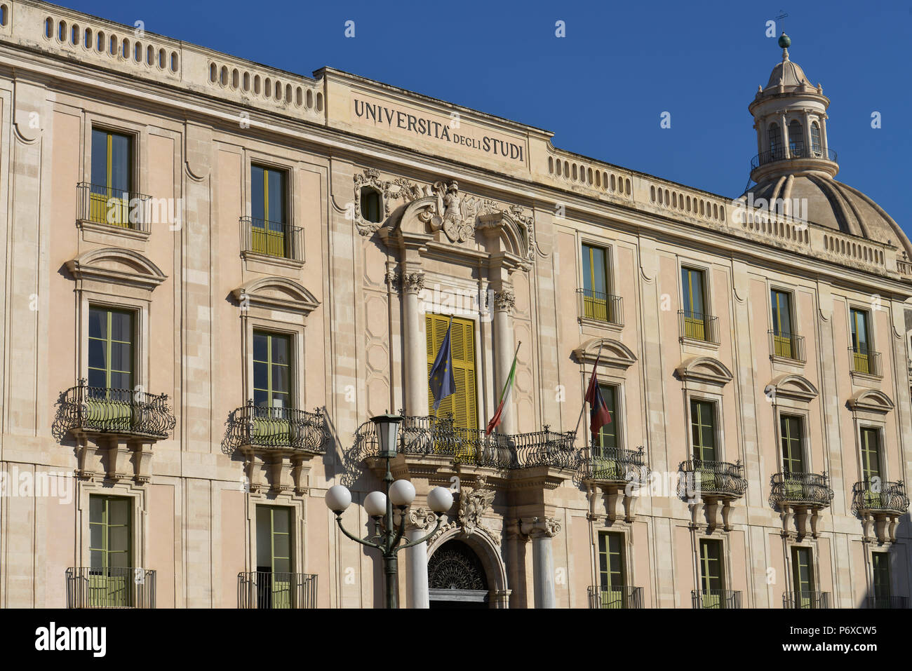 Università degli Studi di Catania, Piazza Università, Catania, Sizilien, Italien Stockfoto