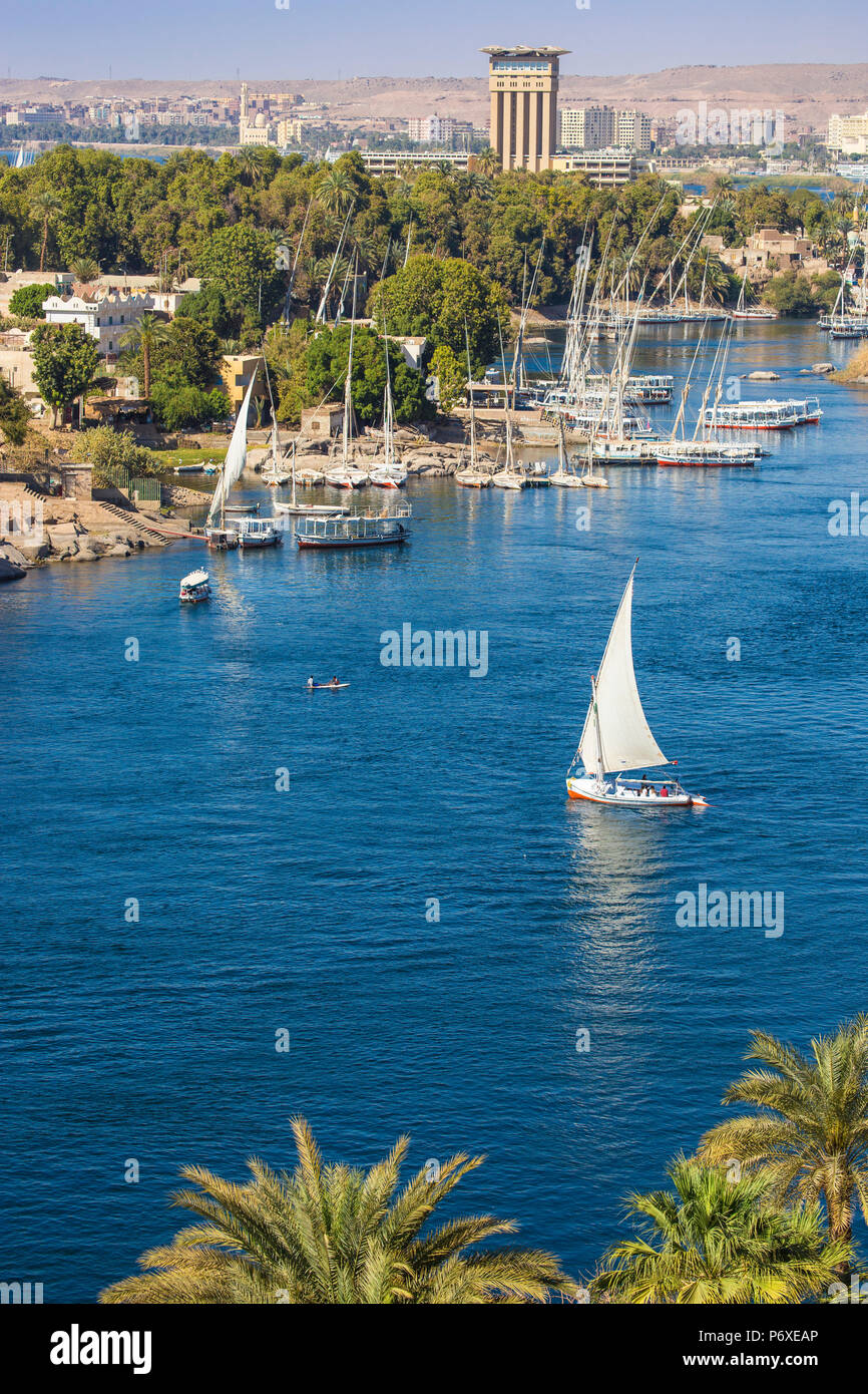 Ägypten, Oberägypten, Assuan, Blick auf Assuan und den Nil Stockfoto