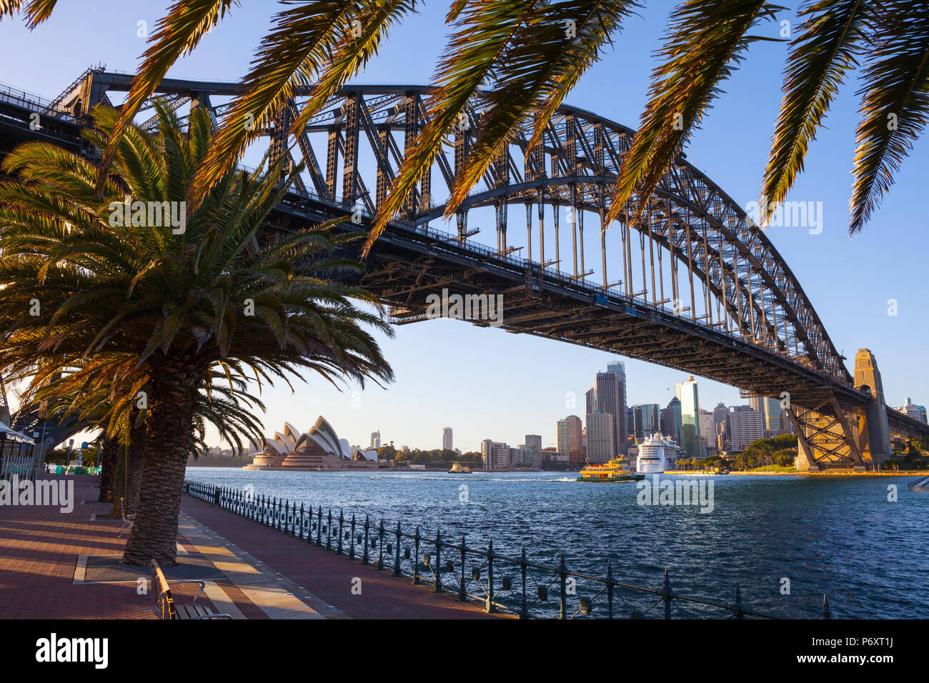 Die Harbour Bridge, Darling Harbour, Sydney, New South Wales, Australien Stockfoto