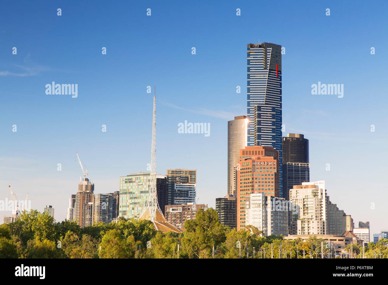 Eureka Tower und dem Victorian Arts Centre, Melbourne, Victoria, Australien Stockfoto