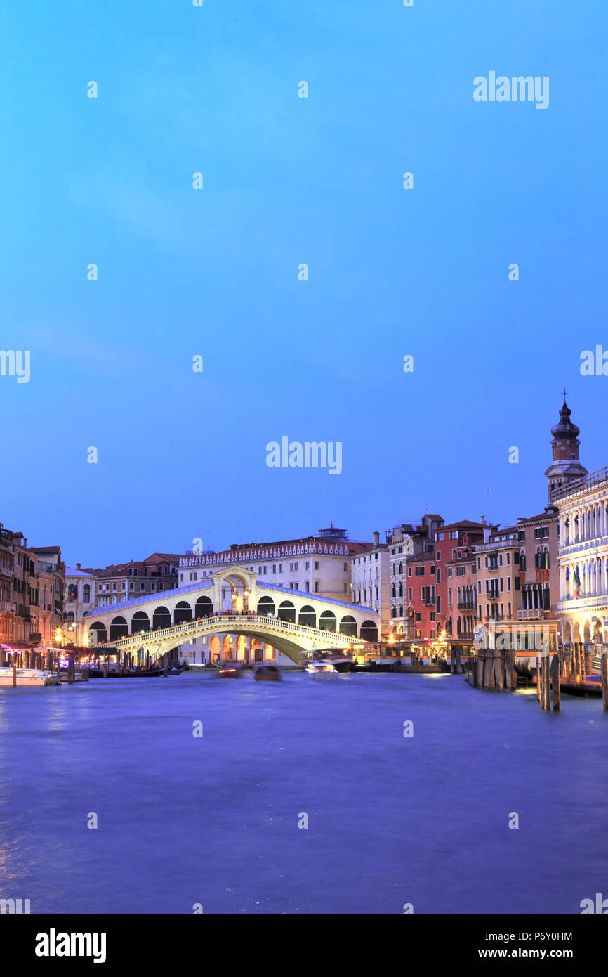 Italien, Veneto, Venedig, Sestiere von Rialto Rialtobrücke Stockfoto