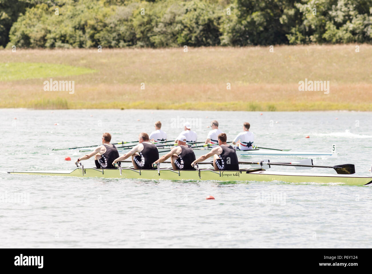 Boote rudern jugendlich -Fotos und -Bildmaterial in hoher Auflösung – Alamy