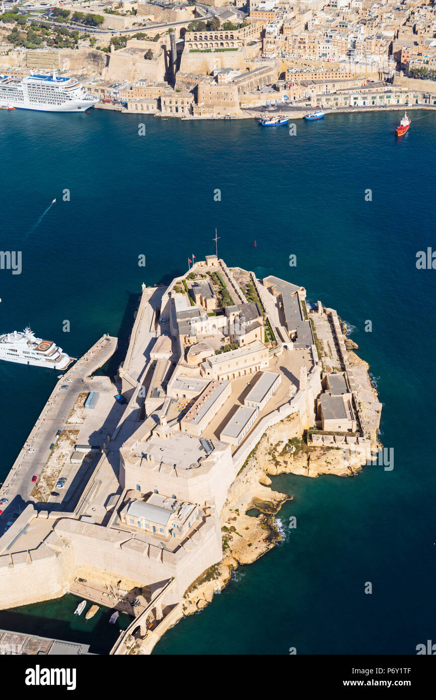 Malta, South Eastern Region, Valletta. Luftaufnahme von Fort St. Angelo auf Vittoriosa. Stockfoto