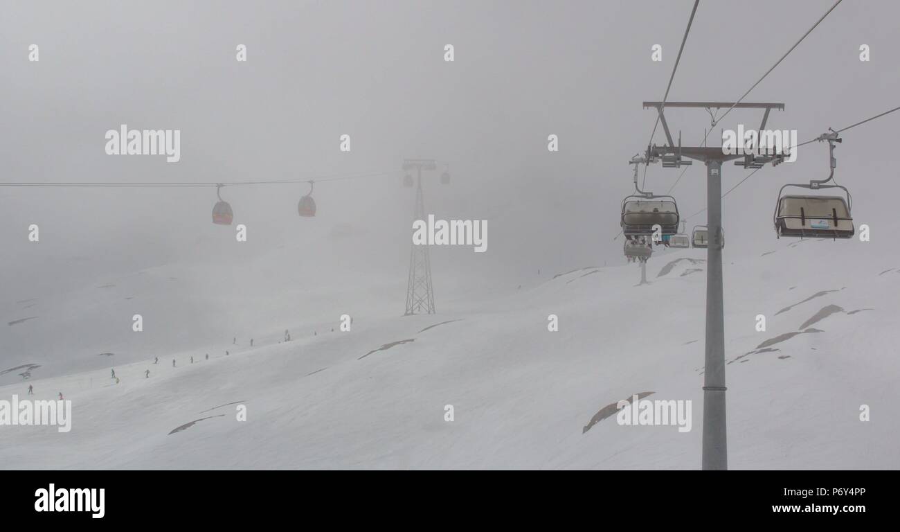 Heben Sie in der österreichischen Skigebiet in den Alpen, Österreich Stockfoto