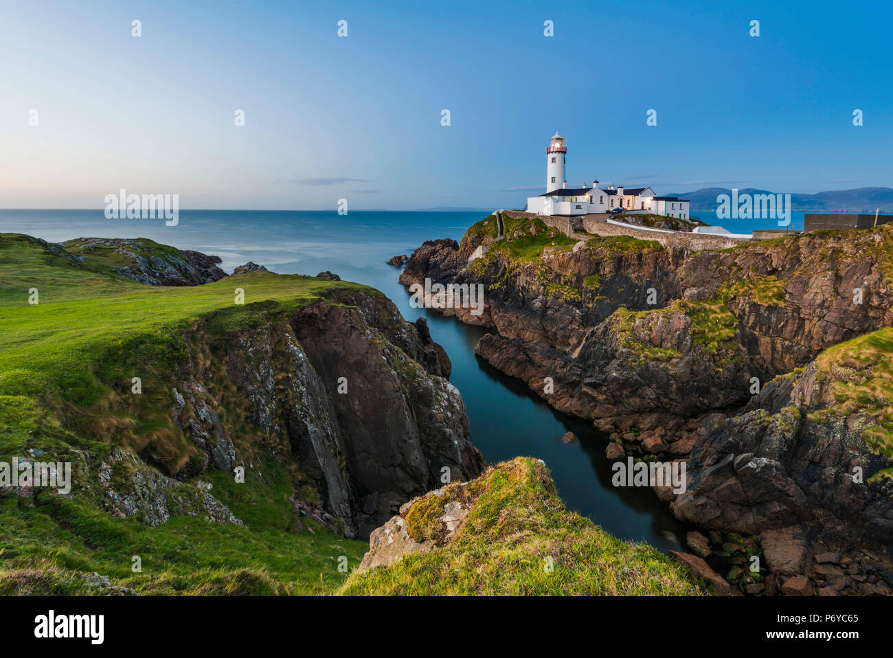 Fanad Head Lighthouse, County Donegal, Ulster Region, Republik Irland, Europa. Stockfoto