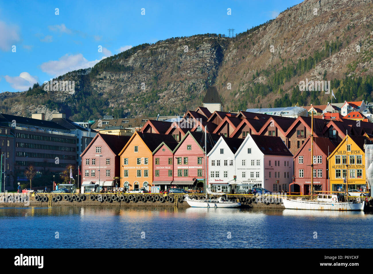 Fischerei und Handel Holz- Lager in der bryggen District, ein ehemaliger Counter der Hanse. Ein UNESCO-Weltkulturerbe, Bergen. Norwegen Stockfoto