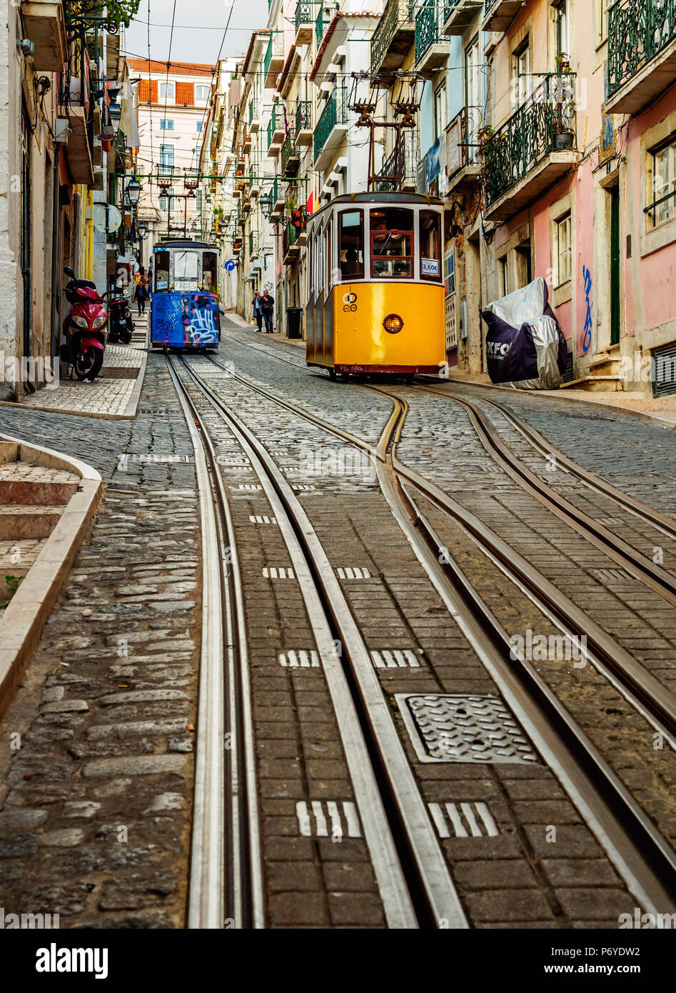 Portugal, Lissabon, Ansicht der Bica Standseilbahn. Stockfoto
