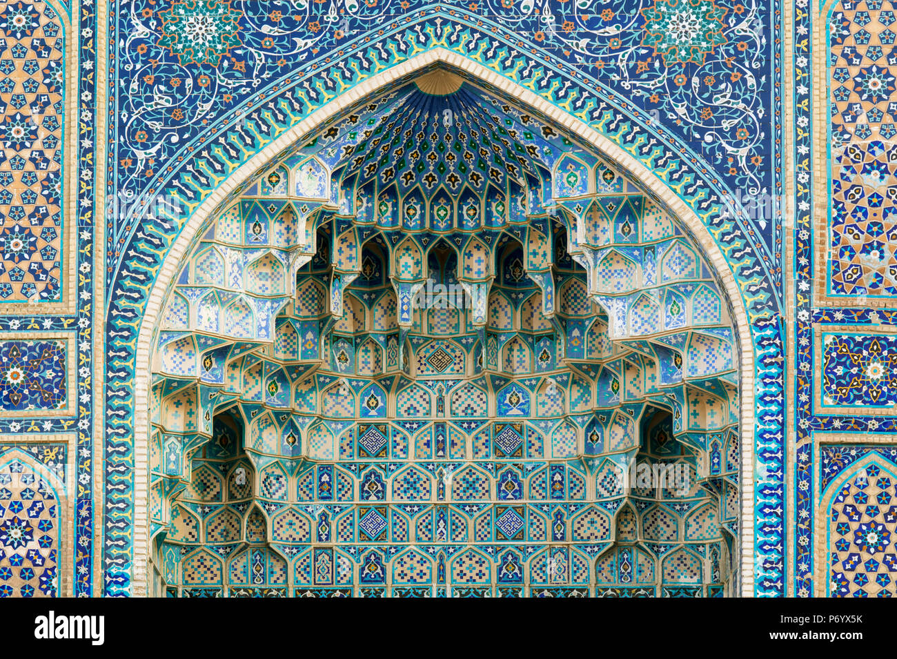 Gur-e Amir Mausoleum der Asiatischen Eroberer Tamerlan (auch bekannt als Tamerlane, 1336-1405). Es hat einen sehr wichtigen Platz in der Geschichte der Persian-Mongolian Architektur. Ein UNESCO-Weltkulturerbe, Samarkand. Usbekistan Stockfoto
