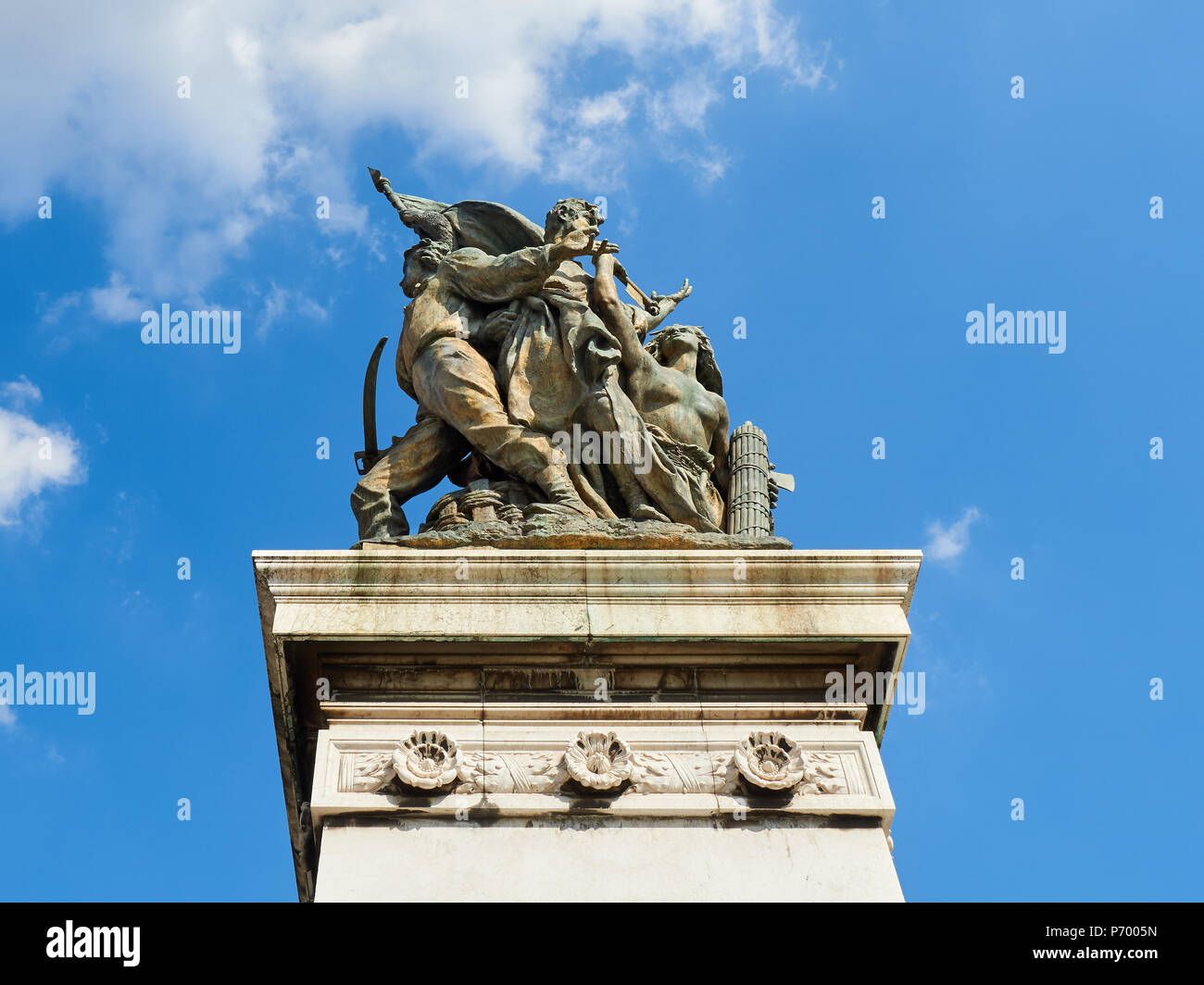 Statue vor dem Altare della Patria in Rom Italien Stockfoto