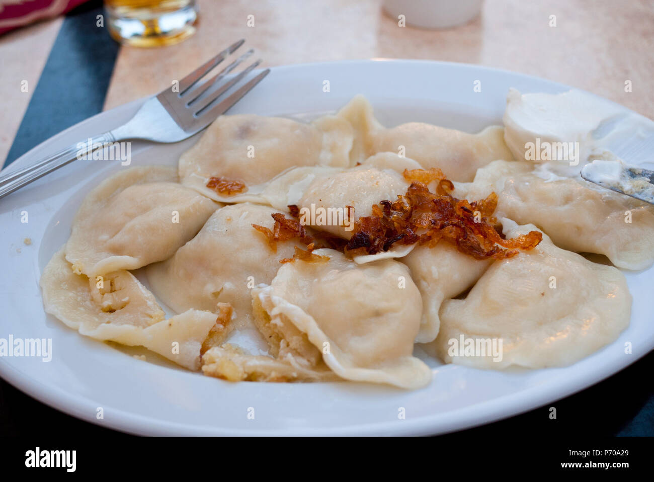 Traditionelle polnische pierogi -Fotos und -Bildmaterial in hoher ...