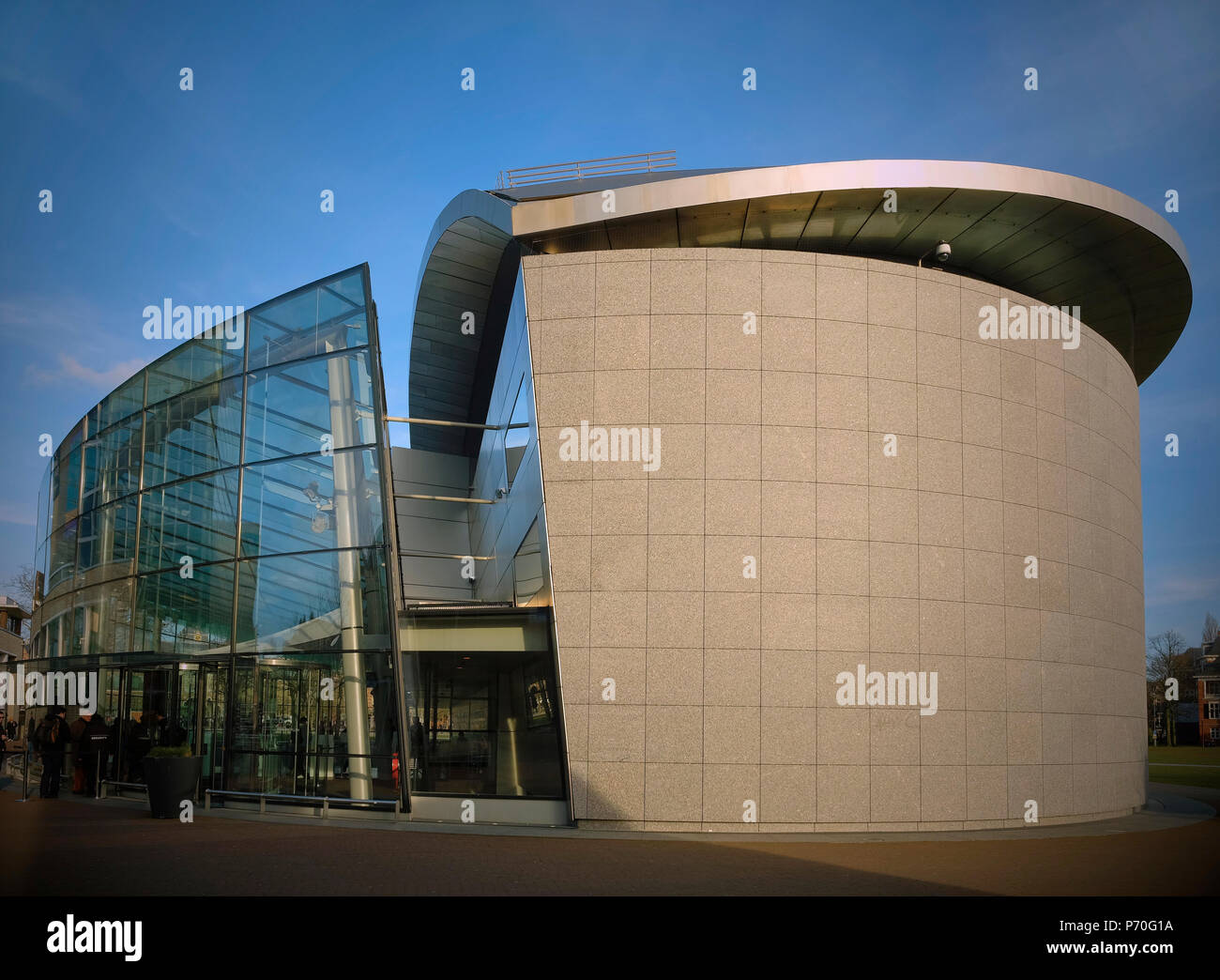 Das Van Gogh Museum, Amsterdam. Neue ntrance Eröffnet 2015. Von den niederländischen Architekten Hans van Heeswijk Architecten nach Entwürfen von Kisho Kurokawa basierend Stockfoto