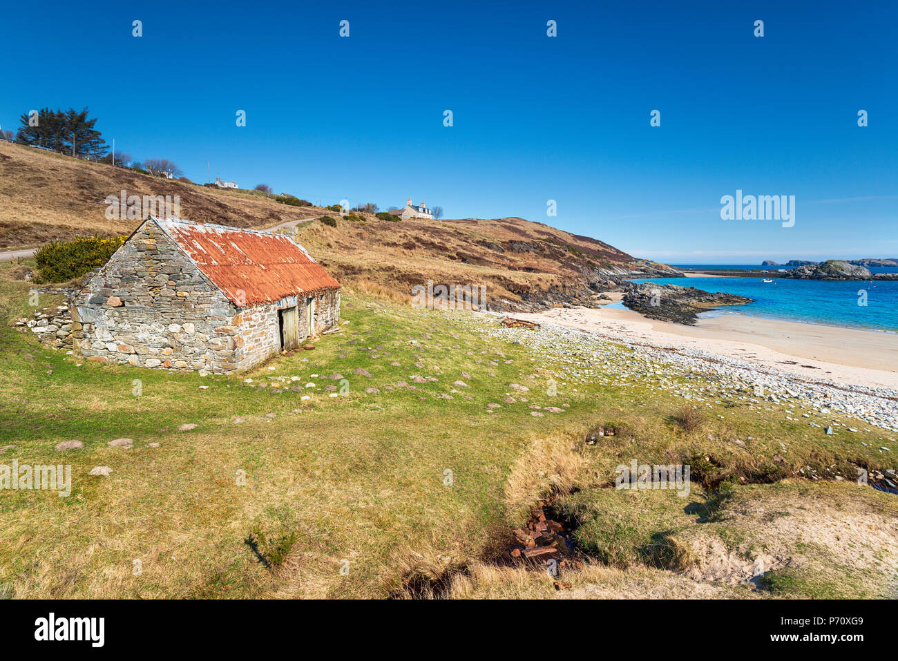 Eine verlassene Croft am Ufer bei Talmine Bay an der Nordküste von Schottland Stockfoto