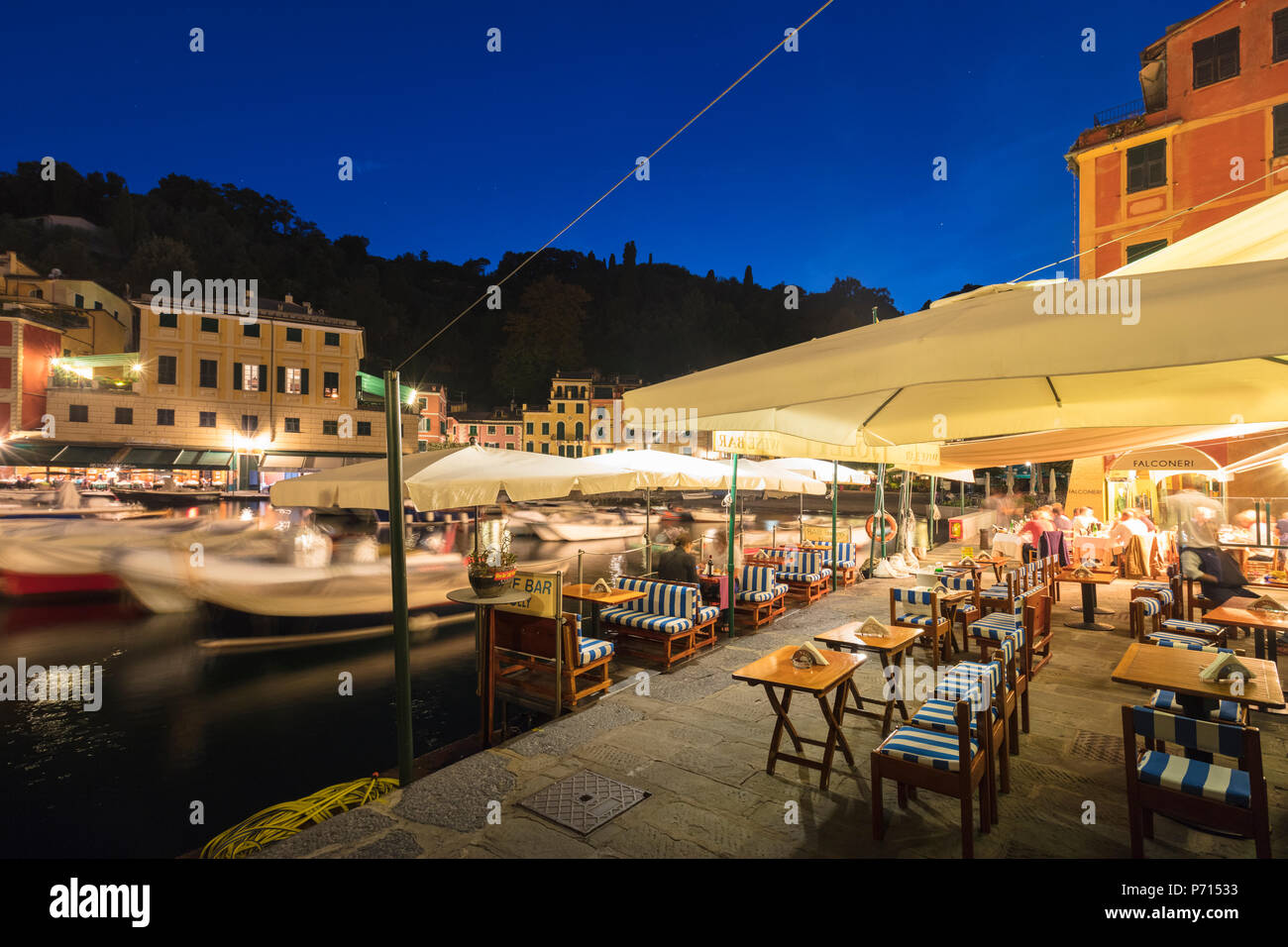 Hafen von Portofino in der Dämmerung, der Provinz Genua, Ligurien, Italien, Europa Stockfoto