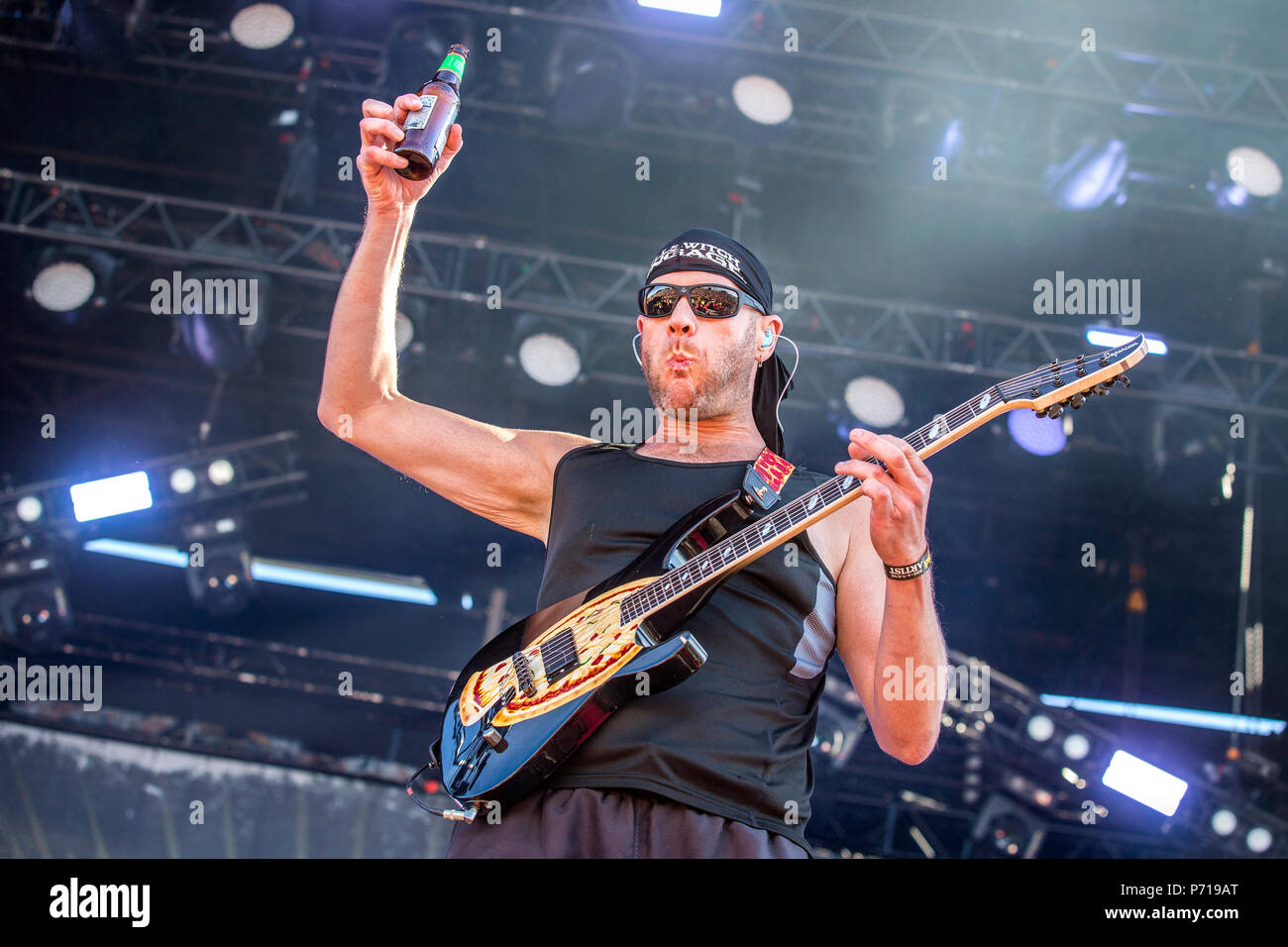 Killswitch engage guitarist adam dutkiewicz Fotos und Bildmaterial in hoher Auflösung Alamy