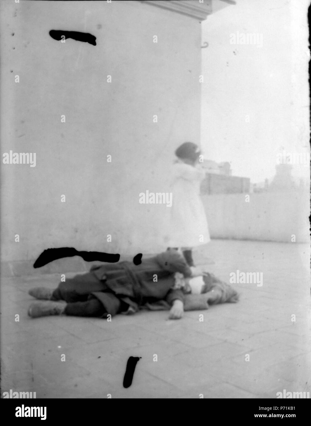 Englisch: Còpia digitale del negatiu Original de vidre Llegat Dolors Moros, 2010 Museu d'Art Jaume Morera, Lleida. 3089. 30. November 1899 9 Baldomer Gili Roig. Quadre - 8676880863 Stockfoto