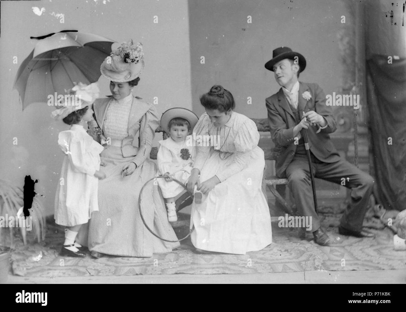 Englisch: Còpia digitale del negatiu Original de vidre Llegat Dolors Moros, 2010 Museu d'Art Jaume Morera, Lleida. 3317. 30. November 1899 9 Baldomer Gili Roig. Quadre - 8677986224 Stockfoto