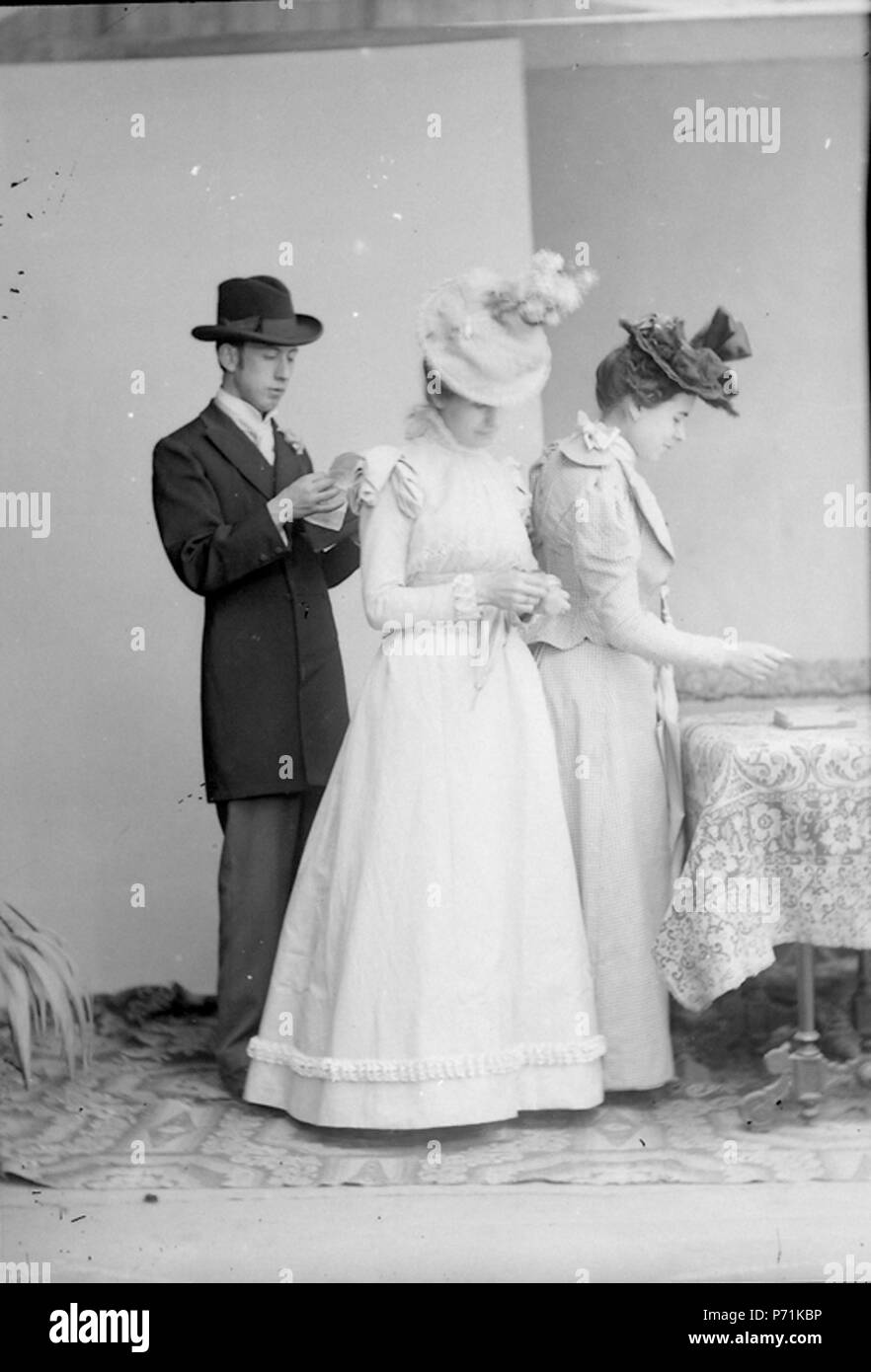 Englisch: Còpia digitale del negatiu Original de vidre Llegat Dolors Moros, 2010 Museu d'Art Jaume Morera, Lleida. 3320. 30. November 1899 9 Baldomer Gili Roig. Quadre - 8677986064 Stockfoto