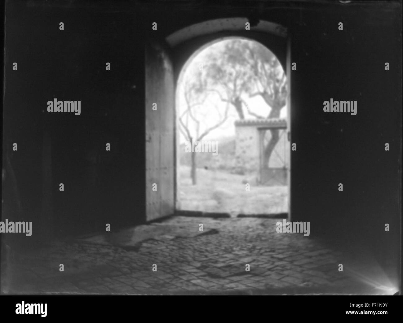 Englisch: Còpia digitale del negatiu Original de vidre Llegat Dolors Moros, 2010 Museu d'Art Jaume Morera, Lleida. 2288. 30. November 1899 9 Baldomer Gili Roig. Paisatge Stockfoto