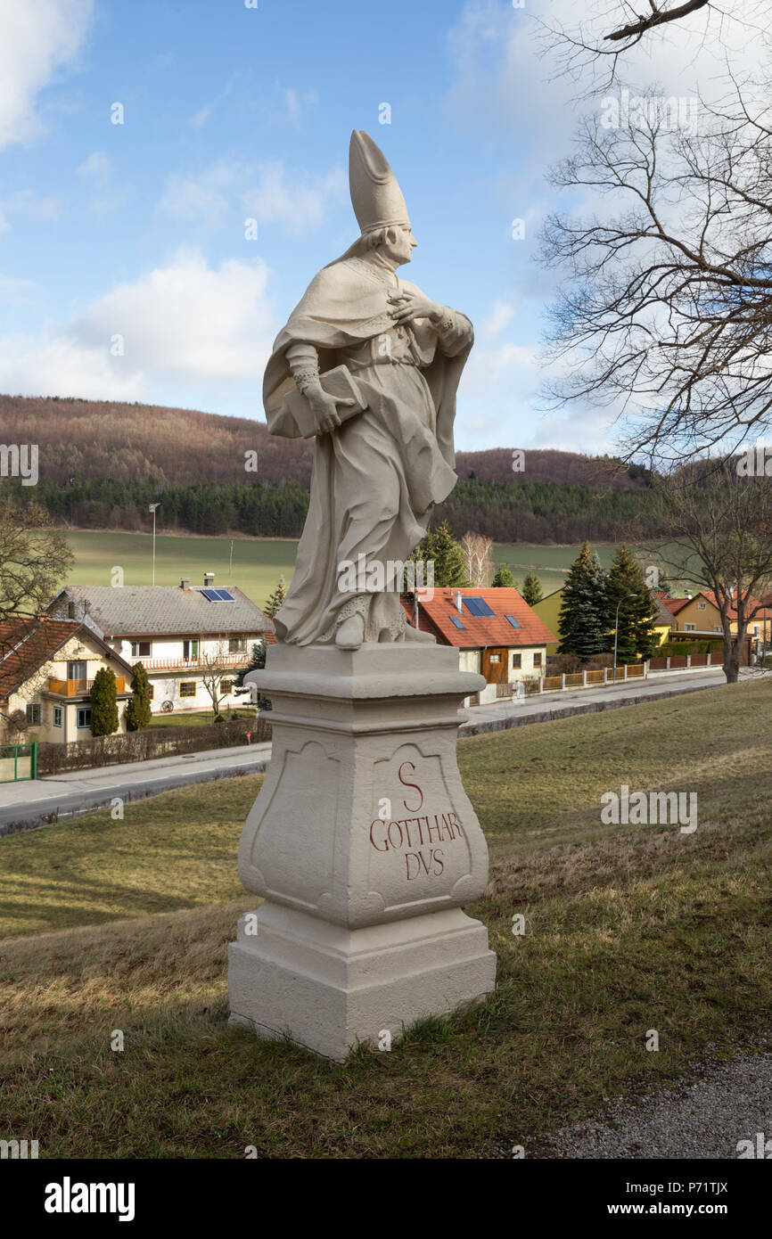 English: Kalvarienberg in Heiligenkreuz, 8010 Englisch: Kalvarienberg in Heiligenkreuz, Niederösterreich dieser Medien zeigt die unter Denkmalschutz mit der Nummer 70028 in Österreich. (Commons, de,) Objekt Lage 48°03'22.32"N, 16°08'05.32"E anzeigen Diese und andere in der Nähe Bilder auf: OpenStreetMap - Google Earth 48.056200, 16.134810. 11 Februar 2016, 12:31:27 12 in 70028 Cavary Heiligenkreuz, NÖ 1713 Stockfoto