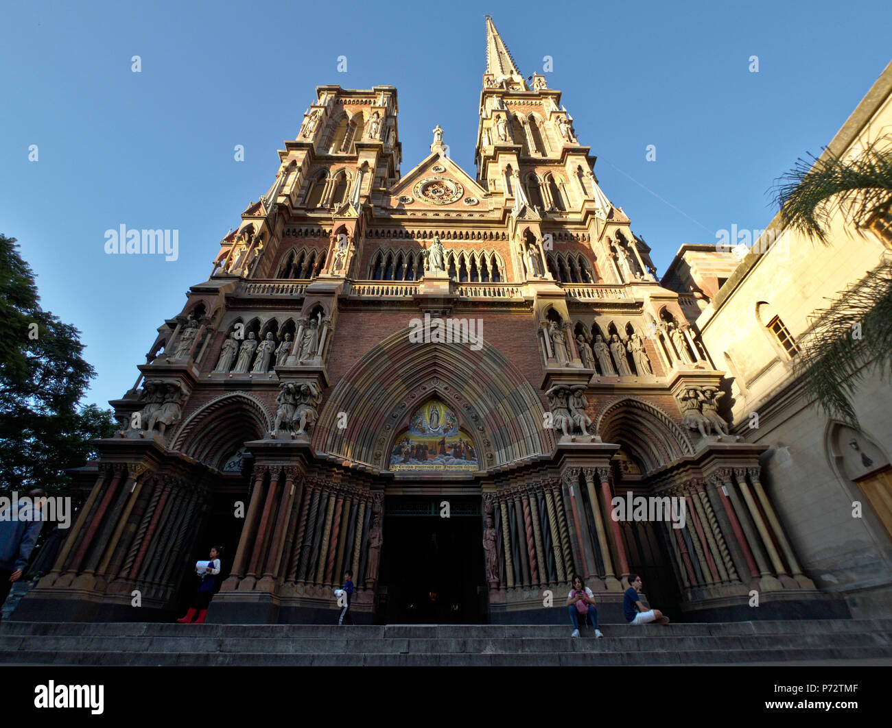 Cordoba, Argentinien - 2018: Sagrado Corazón Kirche, auch als Capuchinos Kirche bekannt, ist eine römisch-katholische neo-gotischen Tempels. Stockfoto