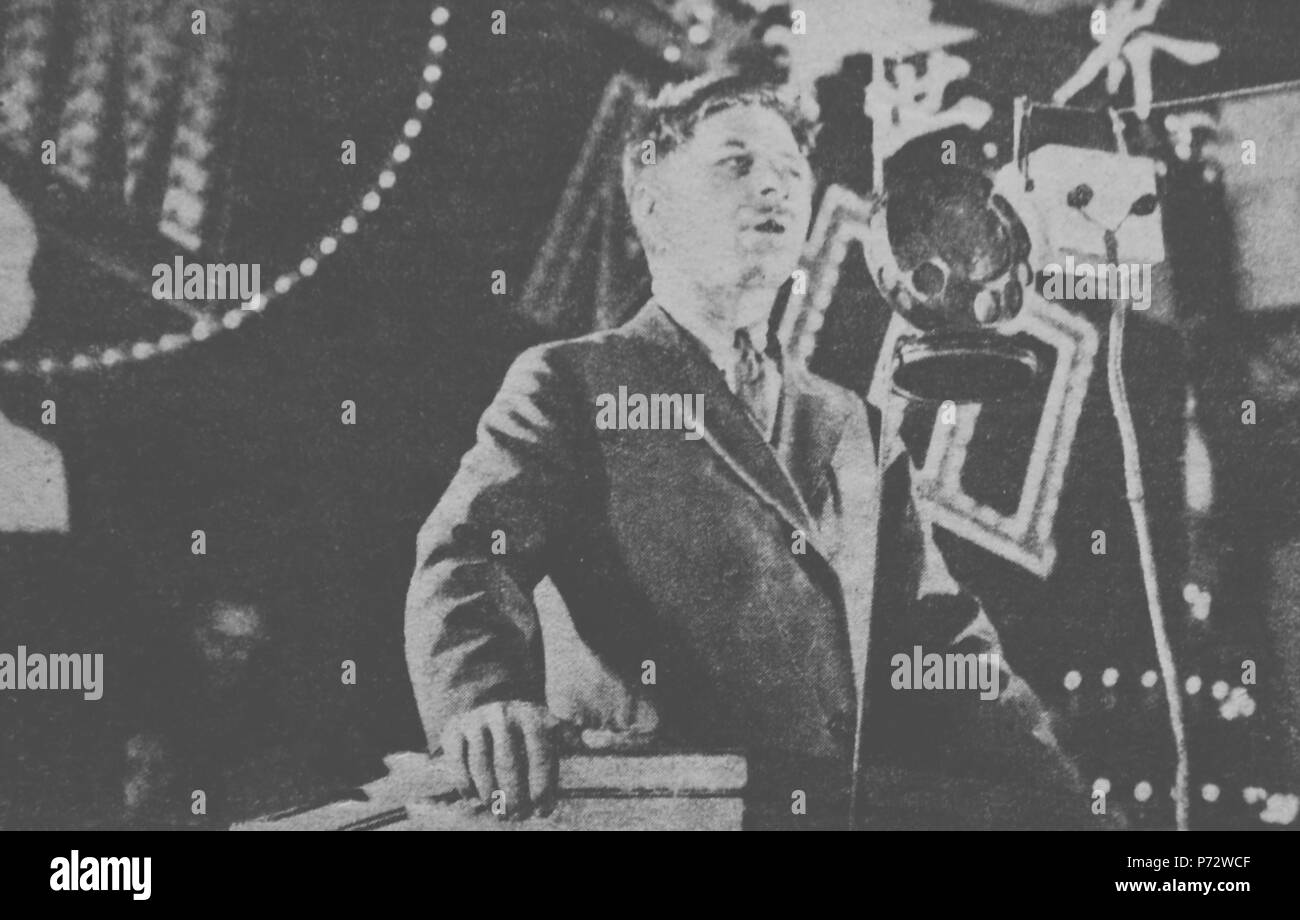 Englisch: Pavlo Postyschew spricht am Haus der Gewerkschaften 05.September 1931. Українська: Павло Постишев виступає в Будинку Союзів 5 вересня 1931 року. 10. September 1931 6 Pavlo Postyschew Soviet-Ukraine Politiker Sep 1931 Stockfoto