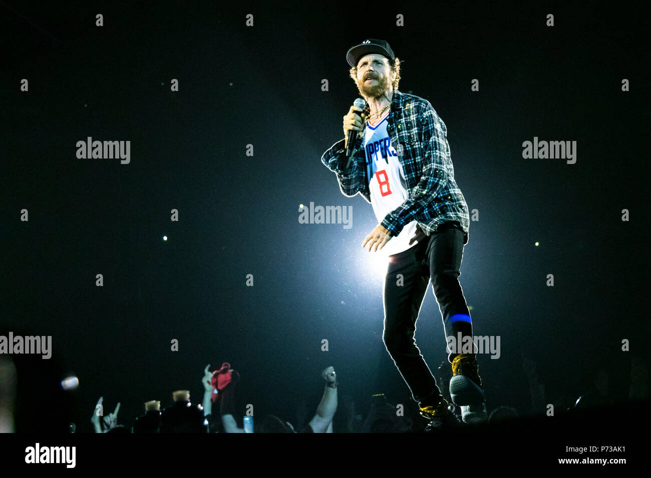 Mailand, Italien, 3. Juli 2018 Jovanotti Lorenzo Cherubini führt auf der Bühne des Mediolanum Forum, auf eine der beiden letzten Shows des Lorenzo Live 2018 - Valeria Portinari Alamy leben Nachrichten Stockfoto