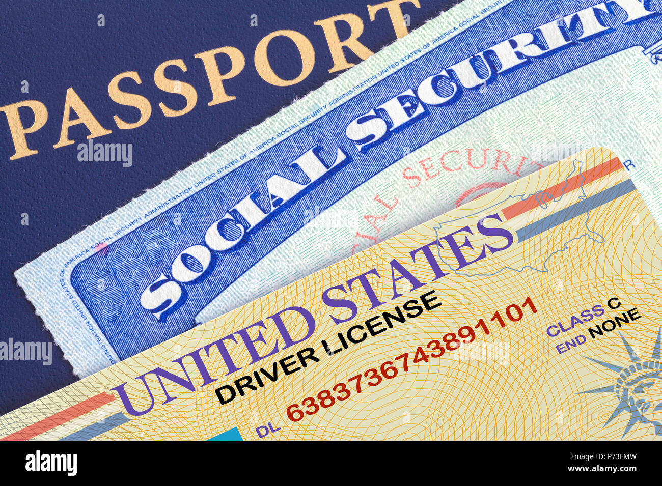 USA Reisepass mit Social Security Card und Führerschein. Stockfoto