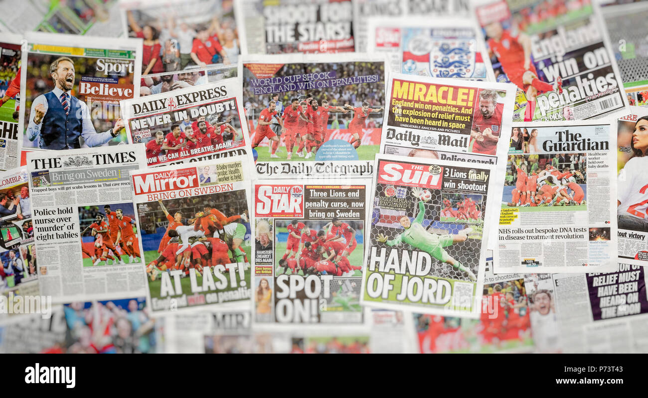 Britische Zeitung Vorderseiten Berichterstattung über Englands WM-Triumph, ihre elfmeterschießen Gewinnen gegen Kolumbien Stockfoto