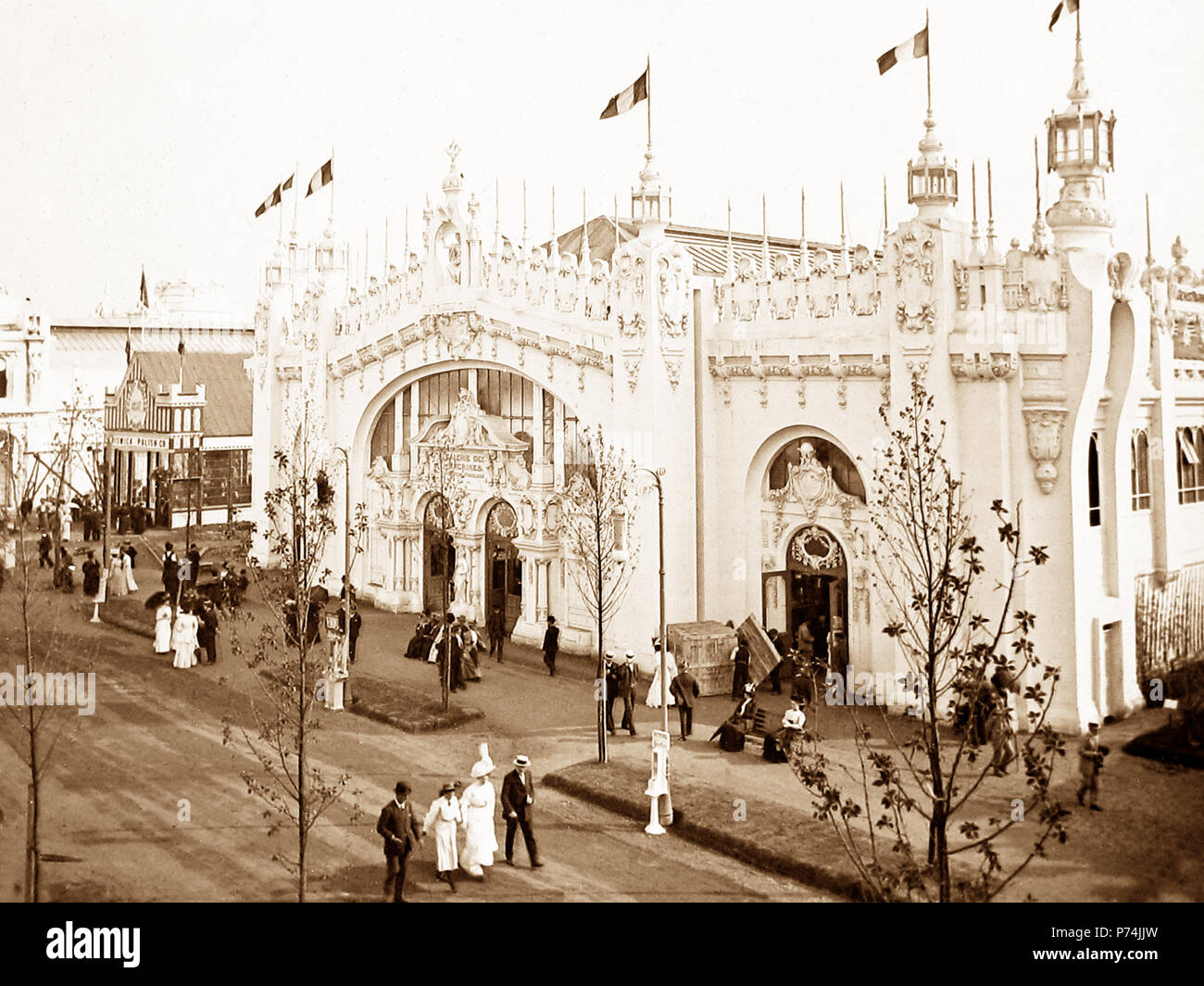 Die Maschinen Hallen, der französisch-britischen Ausstellung in der Weißen Stadt, London, 1908 Stockfoto