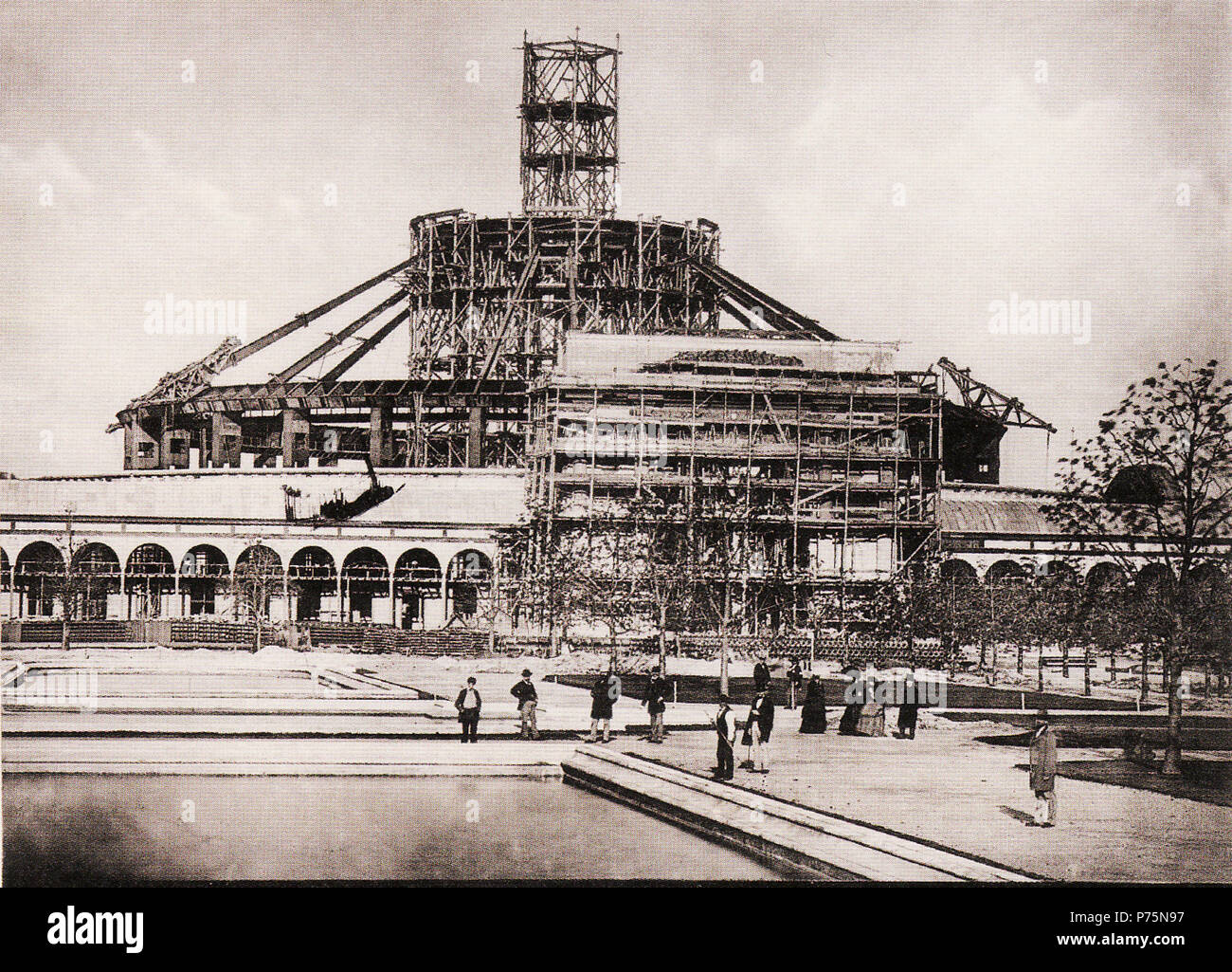 Englisch: Rotunde in Bau, Expo 1873 Deutsch: Die Rotunde 5/6 der Bauphase, Weltausstellung 1873. 19. Oktober 1872 56 Rotunde Bau 2 Stockfoto
