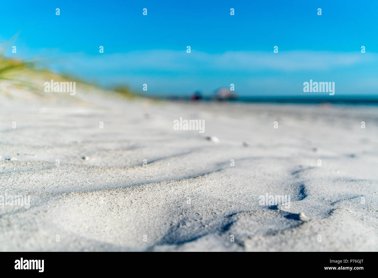 Einen Tag in St. Petersburg Beach die Sonne genießen und Surfen. Stockfoto